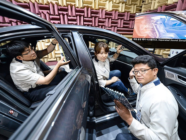 Hyundai-Kia Separated Sound Zone