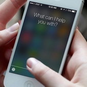 Neslyšitelný zvuk může snadno oklamat Siri i další hlasové asistenty