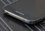 Samsung Galaxy S5 - horní strana