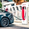 Tesla chce zkrátit čekání na severských Superchargerech, zkouší slevy