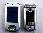 MDA Compact vs. Motorola MPx220